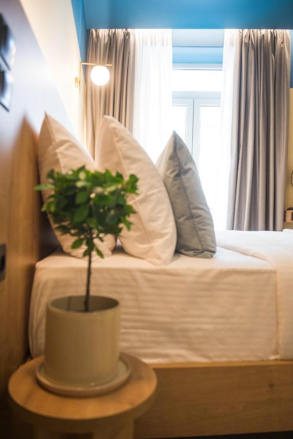 Metis Urbane Living Spaces Атина Екстериор снимка