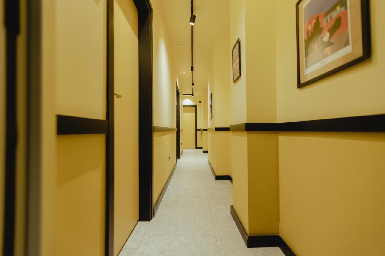 Metis Urbane Living Spaces Атина Екстериор снимка